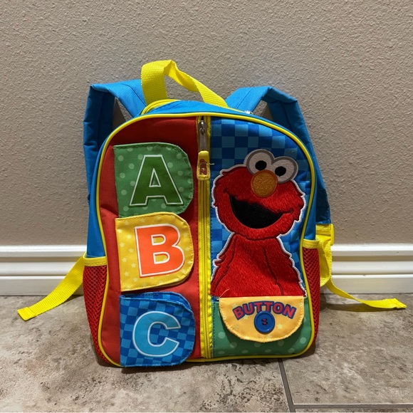 Sesame Street Elmo Backpack and toy set - Picture 7 of 11